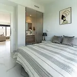 Royal Sunset Close To Golf Fields شقة *