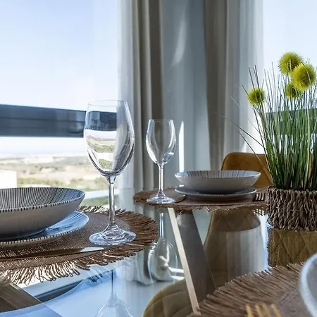 Royal Sunset Close To Golf Fields Apartman *